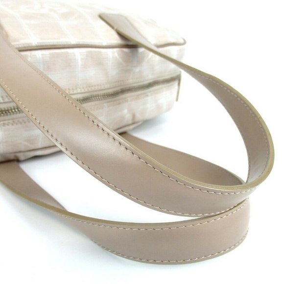 CHANEL Handbag Nylon jacquard with beige Leather - Picture 6 of 15